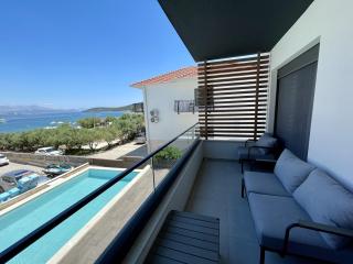 Sea Slatine I - Modern apartment with pool - 30 meters from the beach - 8