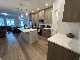 Seton Villas 5Bed Hse Including Basement & Kingbed - Calgary - 7