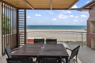Penthouse with Seaview Private Beach and Parking - 0