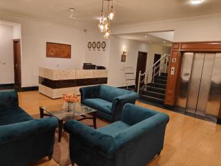 Tavisha Villa Golf Course MG Road - Gurgaon - 0