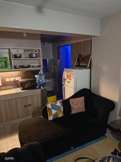 Secure 1 bedroom + lounge & 24hr cafeteria service - 3