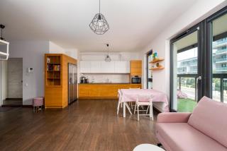 Solaris Voyage Apartment by BookingHost - Warsaw - 9