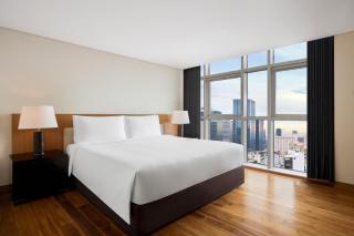 JW Marriott Hotel and Suites Saigon - 5