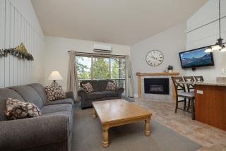 Ponderosa Resort Condo for 6 - Bend - 1