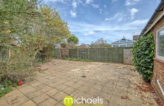 For Contractors, businesses, families - next to Colchester Royal Grammar School - Lexden - 8