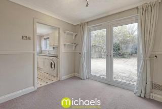 For Contractors, businesses, families - next to Colchester Royal Grammar School - Lexden - 5