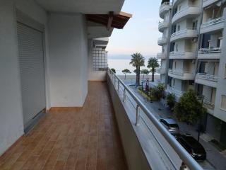 Cozy Apartment by the sea with terrace - Vlorë - 6