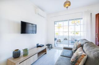 Notre Damme Apartment - 3
