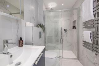 Bright Apartments Near Farnham Castle by StayStayStay - Farnham - 7