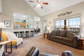 The Gathering Place - Minutes to 61-Acre Theme Park - Branson West - 1