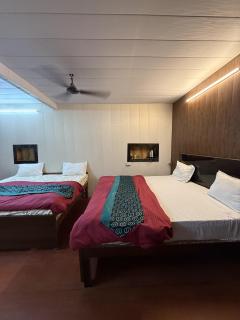 Taj City Hotel - Agra - 9