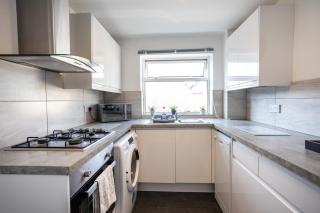 Prospect Place Long Stay Free Parking and Wi-FI - Swindon - 7