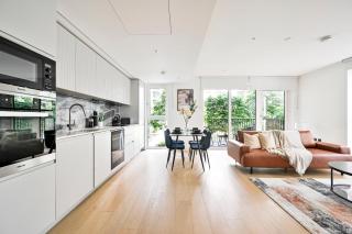 Luxury Apt In White City Living - Ideal For Family & Business Stay - 0