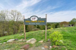 B - Porch Suite on Miles Smith Farm - 5