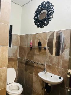 Self Catering Accommodation - Mochudi - 4