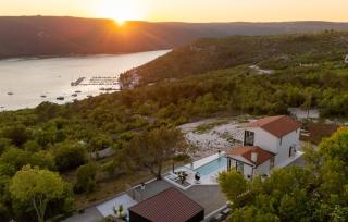 Vila Laguna Blu by Villas Guide - Trget - 0