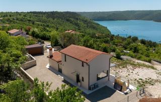 Vila Laguna Blu by Villas Guide - Trget - 4
