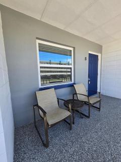 Sunset Beach Suite 8! Beach Access & Pet Friendly! - St. Pete Beach - 7