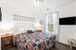 Rustic Retreat - Your Own Private Retreat in the Heart of Branson - Branson - 6