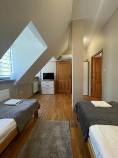 Hotel Dobre Smaki - Uniejow - 9