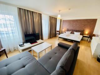 Doppelzimmer Lounge, direkt am Alten Strom - Warnemünde - 9