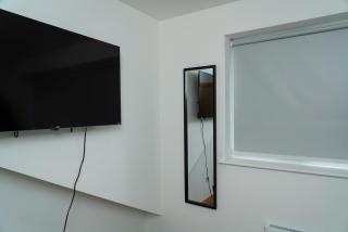 4 Bed Failsworth Home, 3 Bathrooms inc Free Parking-Workspaces-Garden - Short Term Stay Only, Near City Centre - Manchester - 6