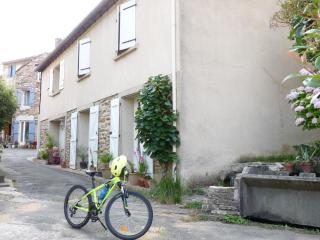 Villa hameau paisible Ardouane, à côté voie verte - Riols - 0