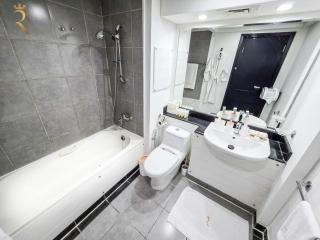 Luxxury 1BR Escape Pool Gym Parking Al Reef - Abu Dhabi - 6