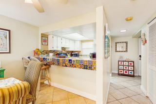 Cute 1bed/1bath on No Drive NSB - New Smyrna Beach - 2