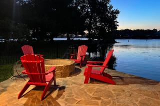 5BR Waterfront House with Private Pool and Hot Tubs - 7