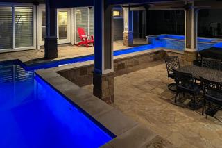 5BR Waterfront House with Private Pool and Hot Tubs - 2