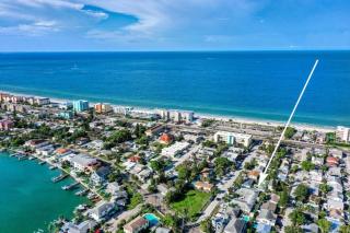 Park Shore Suite 7! Steps to Madeira Beach Access! - St. Pete Beach - 8