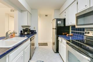 1st-Floor Condo, 2 Blocks to Coligny Beach Park - Hilton Head Island - 1