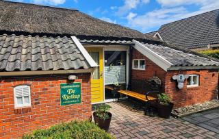 B&B Logeerboerderijtje De Rietkap Gieten - 1