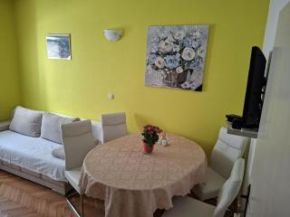 Romano Apartments - 4