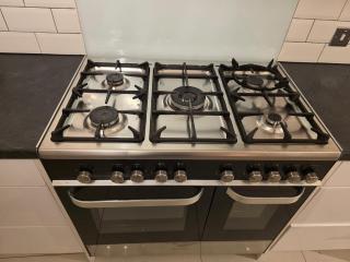 Stunning property with Summer house - Bescot - 8