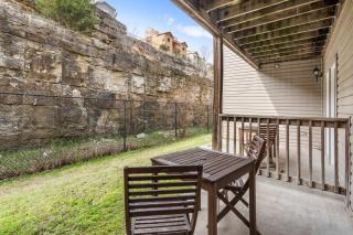 The Moab and Country Farmhouse Duo - Table Rock - Branson - 7