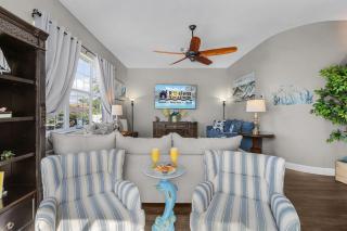 Canal Views, Gulf Access, Heated Saltwater Pool, Bikes - Coastal Serenity - Roelens - 6