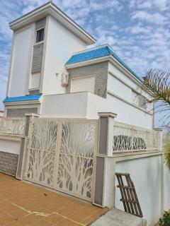 Bleu Azur 2 bedroom apartment Mdiq - 7