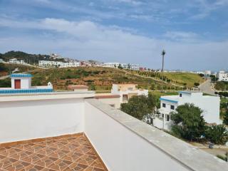 Bleu Azur 2 bedroom apartment Mdiq - 3