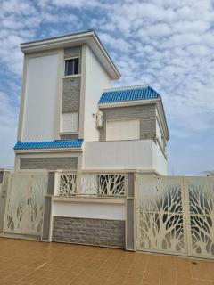 Bleu Azur 2 bedroom apartment Mdiq - 2