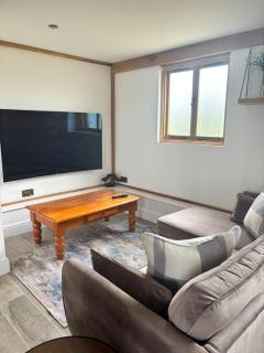 The Lodge - Newbourn - 7