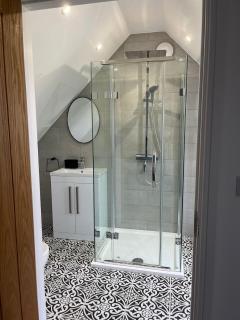 The Lodge - Newbourn - 6