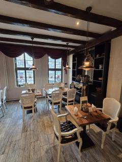 Hotel Zur Goldenen Sonne - Quedlinburg - 5