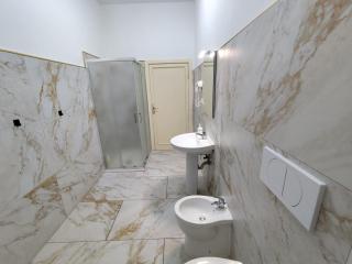 Verdi Central Rooms - 4