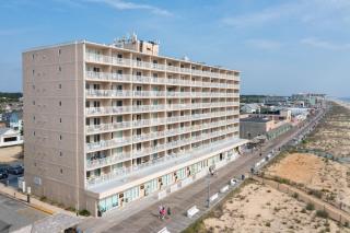 Seaside Star - On The Boardwalk - Rehoboth Beach - 3