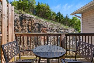 Hillside Cottage in The Vineyards Resort - Branson - 5