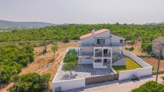 Dazlina Resort Apartments - Dazlina - 0