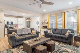 Wild Air Getaway - For 12 - Millville - 9