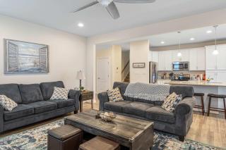 Wild Air Getaway - For 12 - Millville - 3